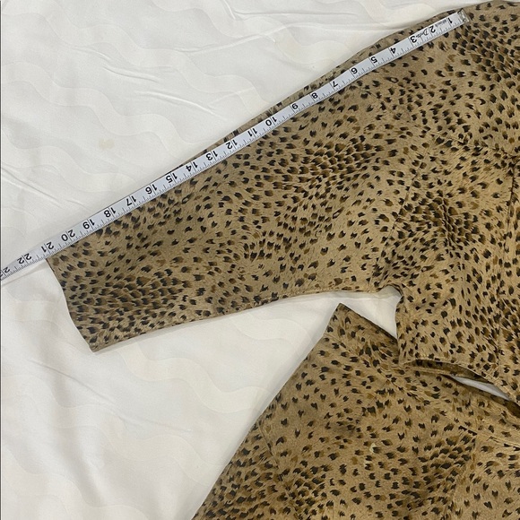 Vintage Rafael 2-Piece Size 7/8 100% Leather
Skirt Suit • 80s/90s - Picture 9 of 9